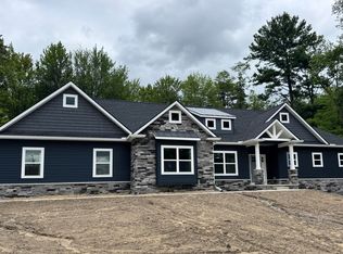 5570 Golf Club Rd, Howell, MI 48843