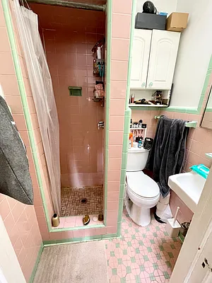 Rented by Garfield Realty  | media 23