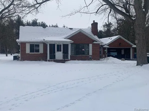 1129 W Maple Ave, Flint, MI 48507