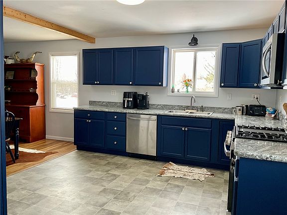 3rd image of 1399 Martin Hill Rd