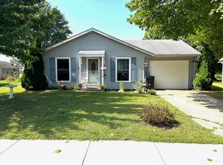 1426 Elm St, Rochester, IN 46975