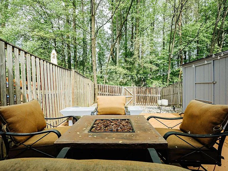 9134 Everett Ct — Photo 17
