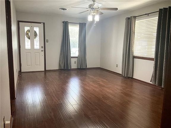 2nd image of 3100 Neyrey Dr