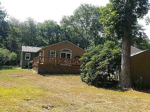 3rd image of 73 Shore Dr