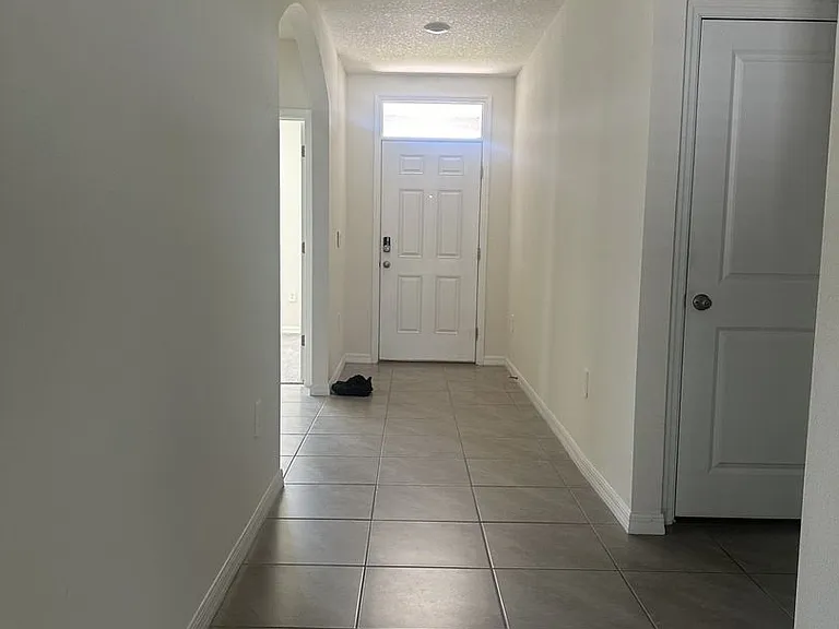 1806 Everson St — Photo 3