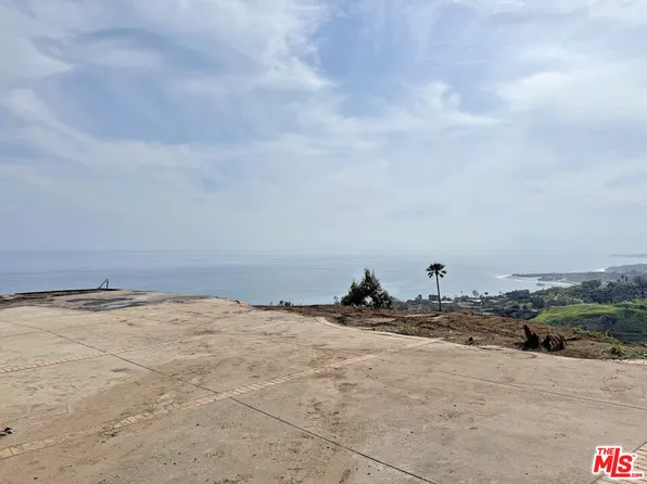 3045 Rambla Pacifico St, Malibu, CA 90265