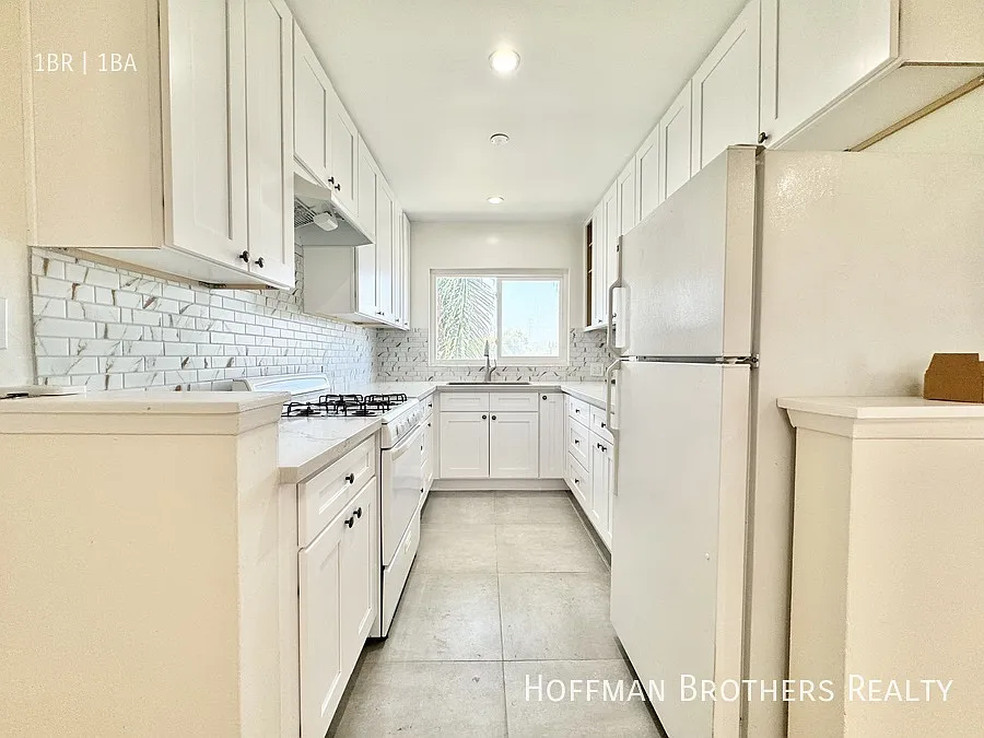 1 bed, $2,075 — Photo 3