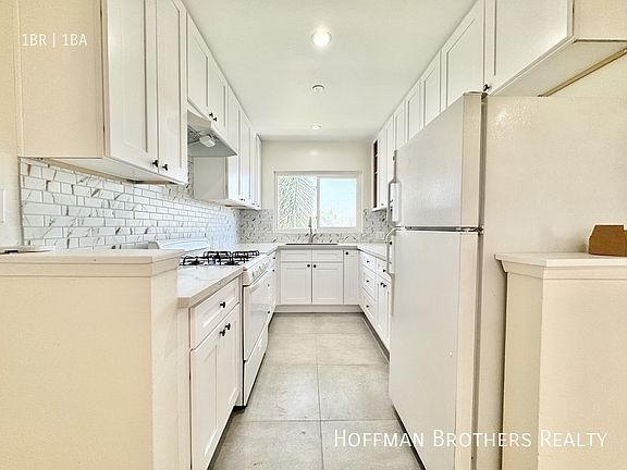 3rd image of 9000 W 24th St APT 6