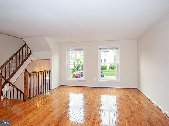 4th image of 6522 Birchleigh Way