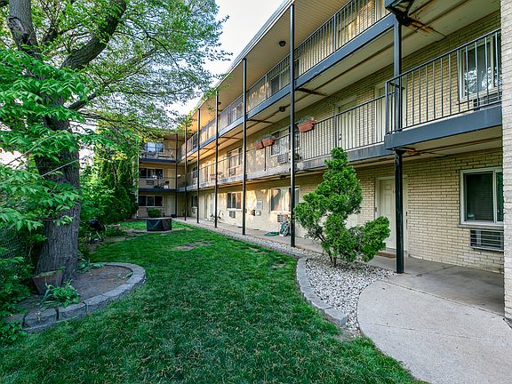 3rd image of 1404 W Estes Ave APT 3A