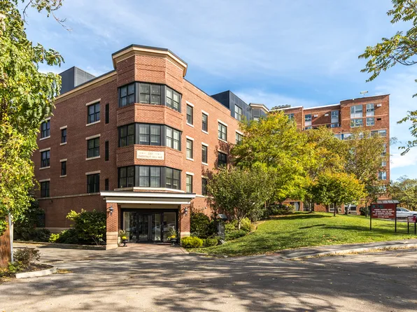 150 Chestnut Hill Ave APT 205, Boston, MA 02135