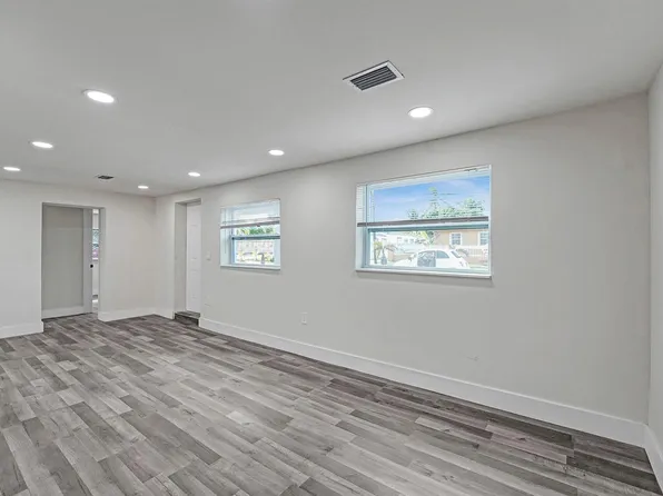 8229 NW 1st Pl #1, Miami, FL 33150