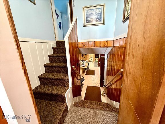 4th image of 605 E Park Ave
