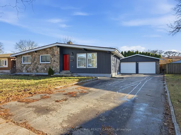 4206 Glenayr Ave, Niagara Falls, ON L2E 6J9