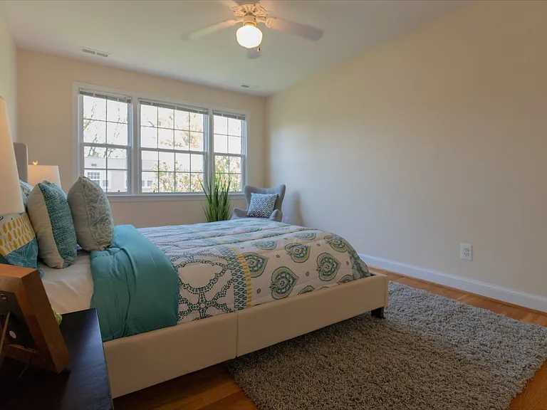 Chase Manor — Photo 10