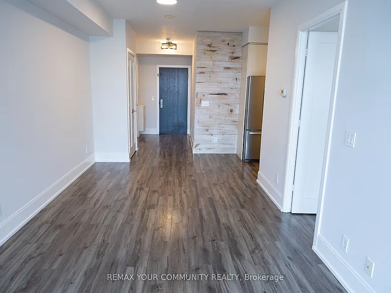 70 Roehampton Ave #1911 — Photo 1