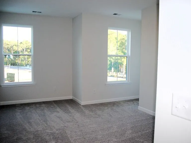 408 Ireland Way — Photo 15