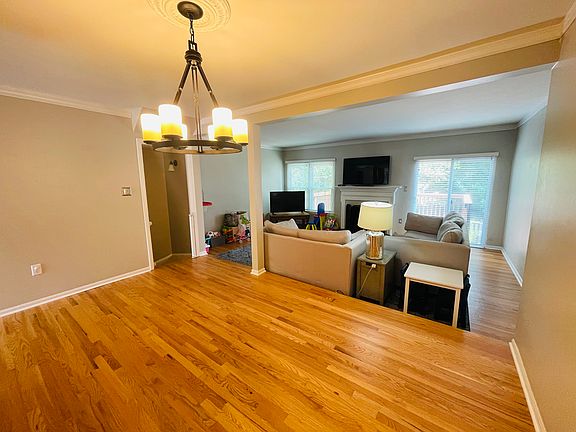 4th image of 7427 Chummley Ct