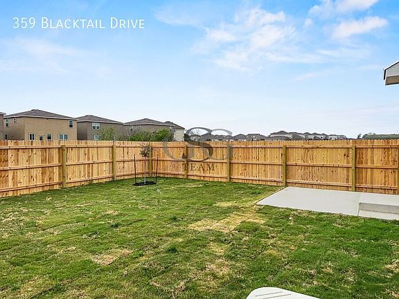 5th image of 359 Blacktail Dr
