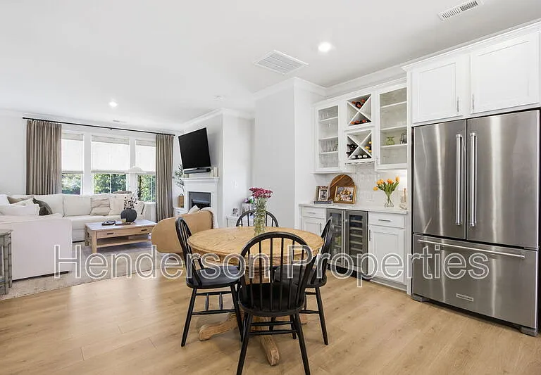 3008 Oak Landing Dr — Photo 11