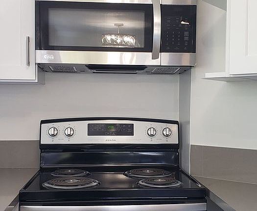 3rd image of 5914 Buffalo Ave Unit 38