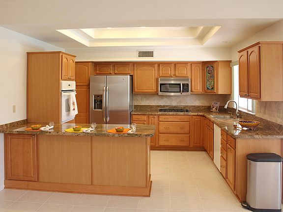 4th image of 13529 W Whitewood Dr