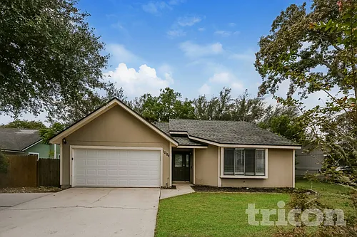 12124 Roundham Ln N Photo 1