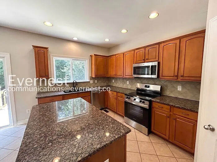 1277 Wheatley Forest Dr — Photo 3