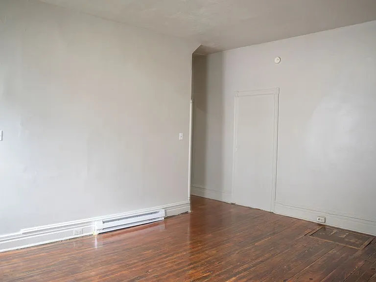 23 E Main St — Photo 11
