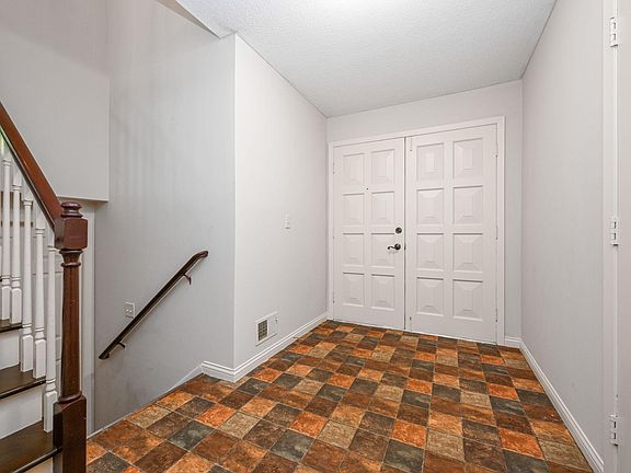 3rd image of 1501 E 131st St