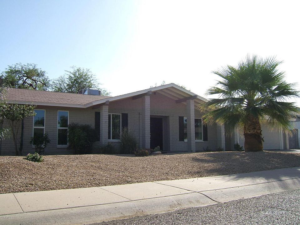 1st image of 2831 E Louise Dr
