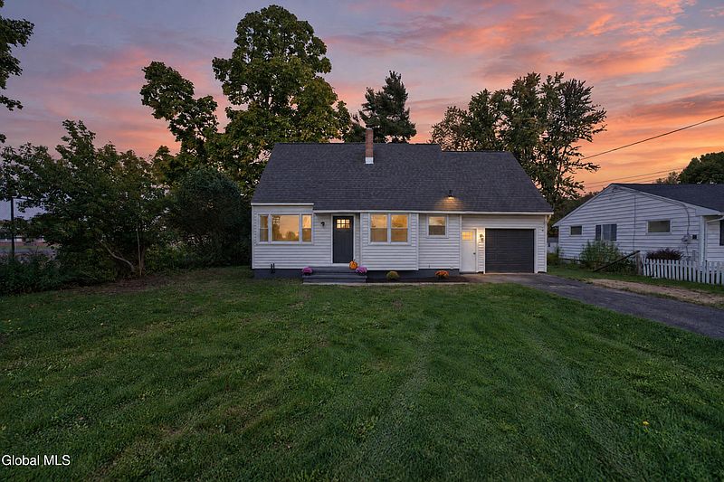 2nd image of 5701 Jerry Road