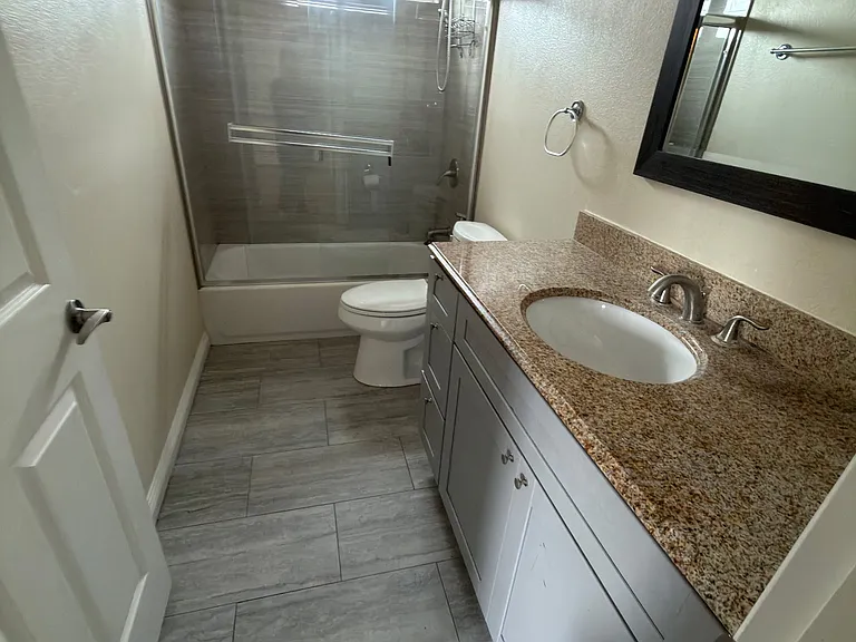 4239 W Broadway #A — Photo 16