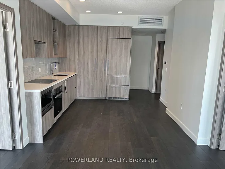 95 McMahon Dr #2901 — Photo 6