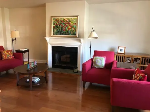 105 Everest Cir, West Chester, PA 19382
