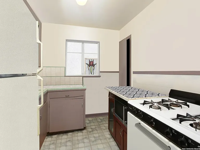 668 E Woodlawn Ave #3 — Photo 2