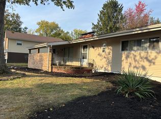 611 Deering Dr, Akron, OH 44313