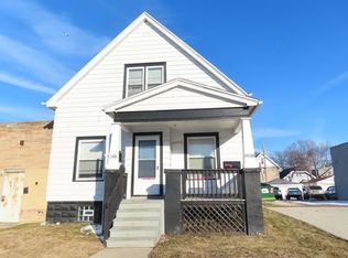 3424 North Holton STREET, Milwaukee, WI