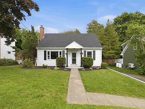 3rd image of 38 Walton Dr