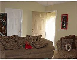 3rd image of 2342 Kerridale St