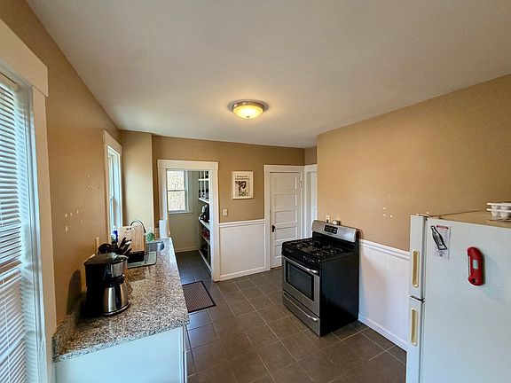 5th image of 17-19 Orrin St