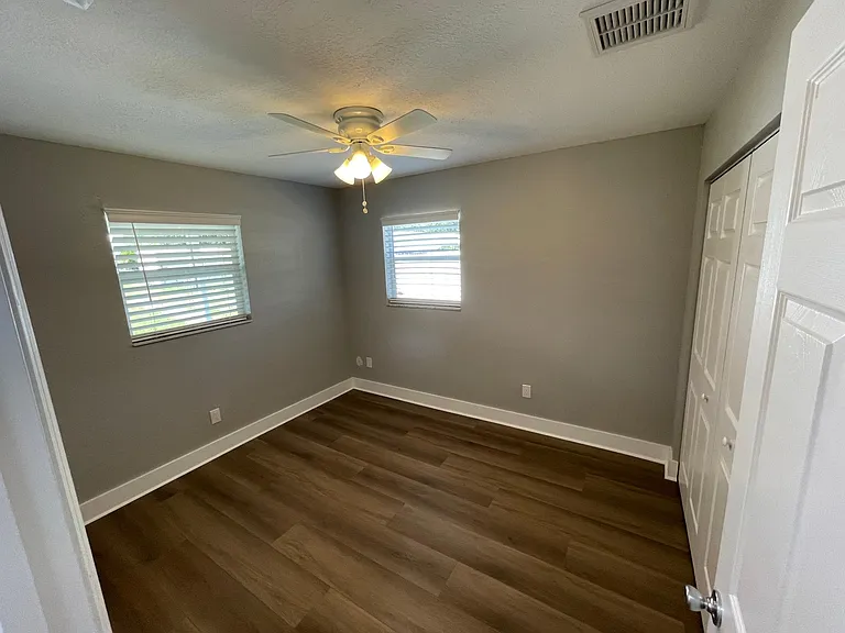 4191 SE Lincoln St — Photo 11