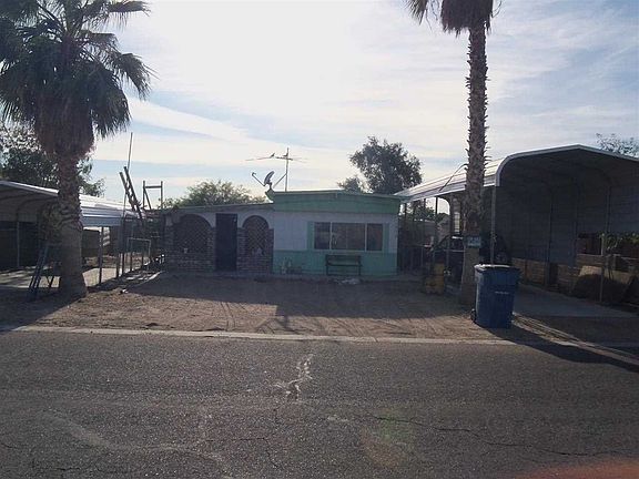 2nd image of 10610 S Emerald Ave