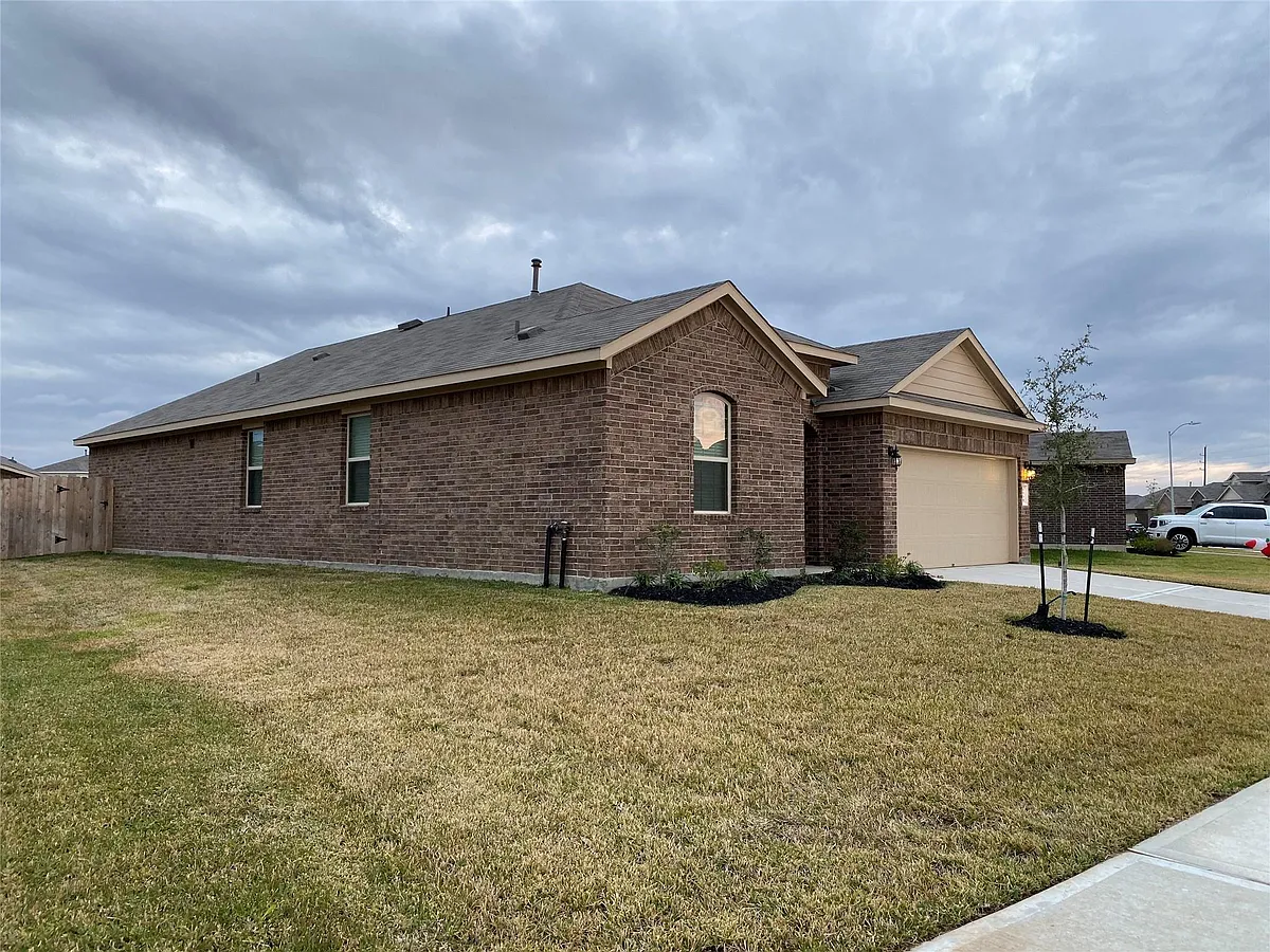 Building Photo - 6130 Purple Iris St