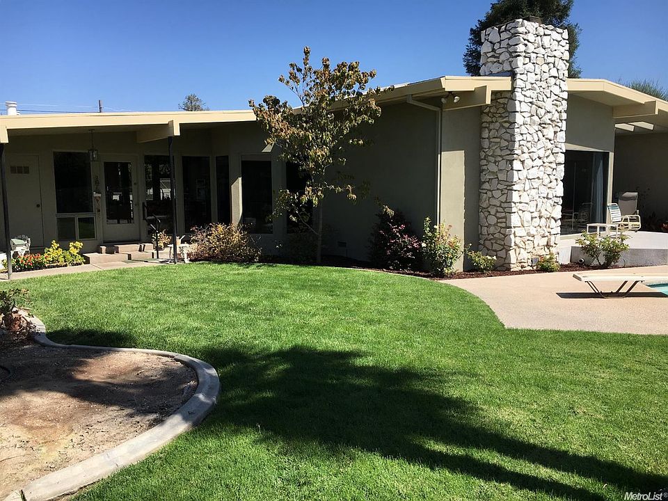 1st image of 2640 E Canal Dr