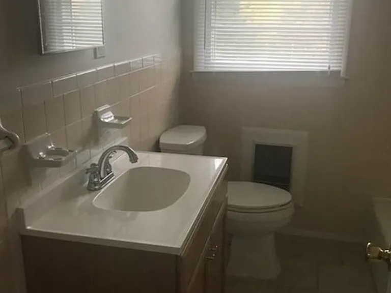 46 Lake View Dr #A — Photo 7