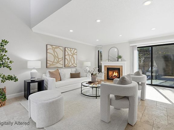 3rd image of 1685 Sandyrock Ct