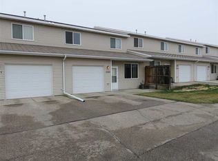 2105 13th St NW, Minot, ND 58703