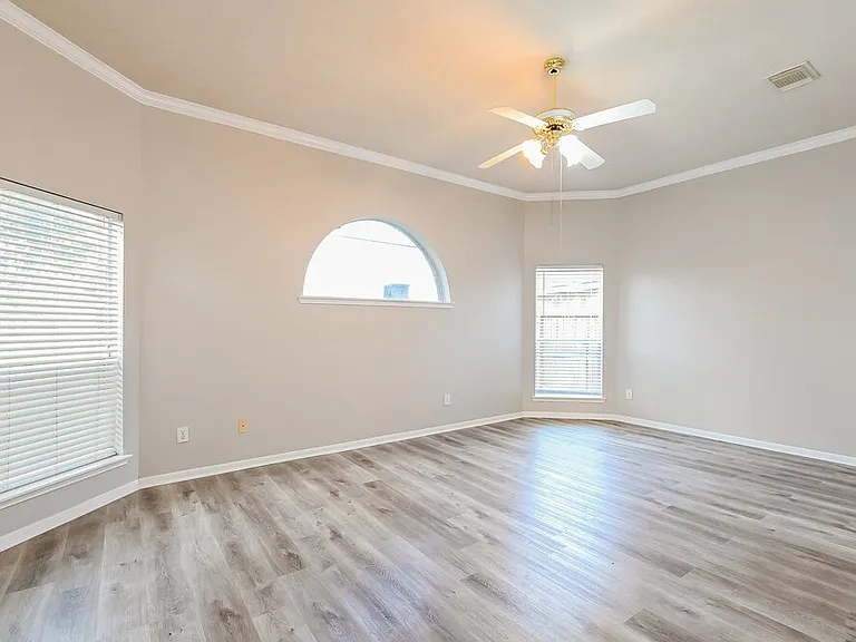 2634 Vermillion Rd — Photo 8