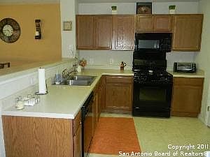 4th image of 6427 Candleview Ct